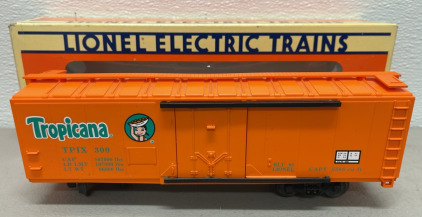 Lionel Electric Train Tropicana Reefer TPIX 300 Box Car