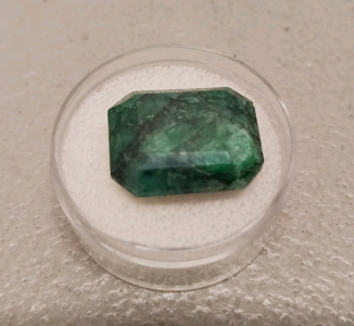 35.40ct. Natural Columbian Green Emerald Gemstone