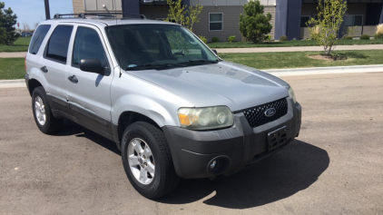 2006 FORD ESCAPE- FAMILY CAR