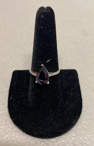 (1) Size 8 1/2 Purple Pear Cut Amethyst Ring