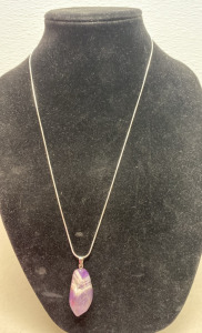 (1) 89.50 Ct. Amethyst Freeform Gemstone .925 Necklace
