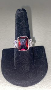 (1) Size 8 Faceted Emerald Cut Red Stone .925 Ring
