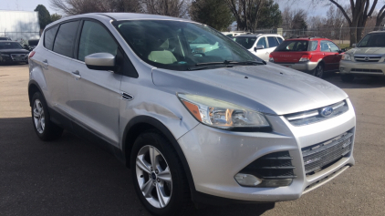 2015 FORD ESCAPE - 103K MILES - AWD