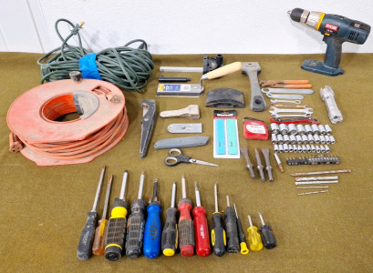 (2) Extension Cords & Assorted Hand Tools