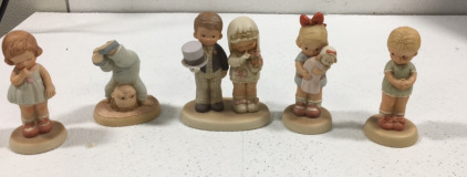 (5)Vintage Figurines Memories Of Yesterday