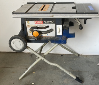 Ryobi 10&rdquo; Portable Table Saw