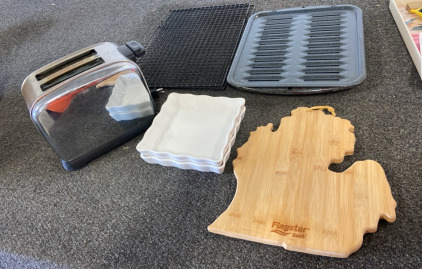 Toaster, Bakeware, Cutting Boar
