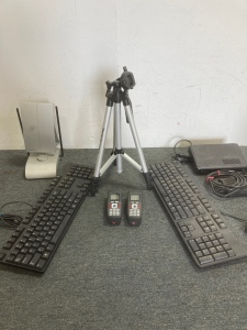 (2) Keyboards Tripod Converter Box, Speaker