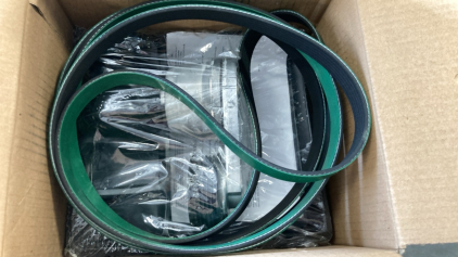 Gater, 90k 38172 Serpentine Belt Kit For Duramax 6x6