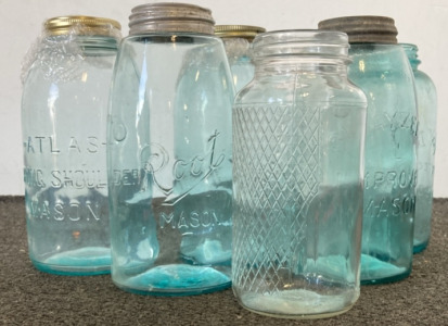 (6)Mason Jars Missing Some Lids