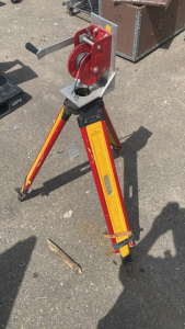 (1) Surveyors Tripod w/ Winch