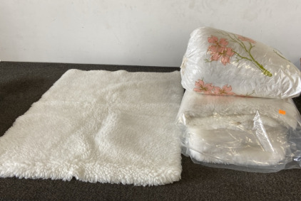 (4) Small Rugs