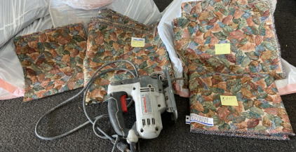 Porter Cable Jigsaw, Assorted Sizes Of Fabric