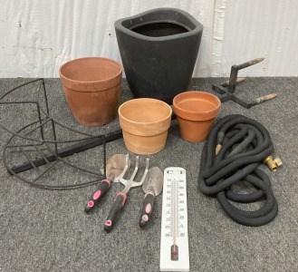Garden Hose Holder, Stretchy Garden Hose & More. BBFN