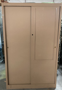 Metal Closet H68”-L-42”W-,21”. BBFN