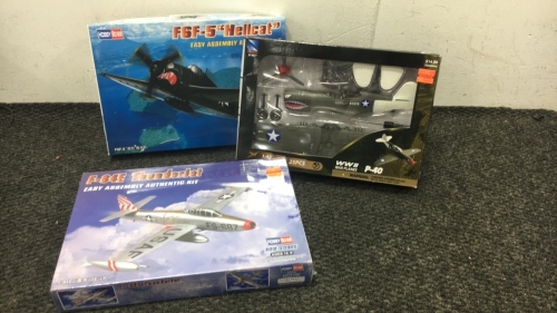 (3) Model Aircrafts