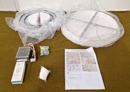 (1) Modern LED Celling Light W/Remote