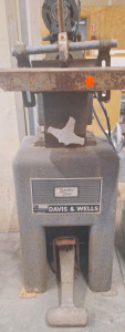 Davis & Wells DBM-64 Horizontal Boring Machine