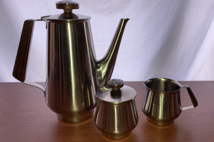 International Deco Stainless Tea Collection