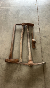 Picks, Axe