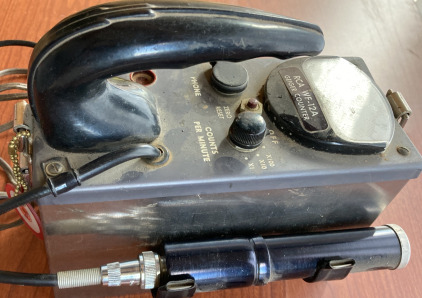 Vintage RCA WF-12A Geiger Counter