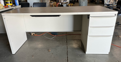 Desk, 66&rdquo;x30&rdquo;x29&rdquo;