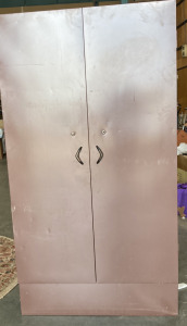 Metal Cabnet H-66&rdquo;L-36&rdquo;W-19&rdquo;