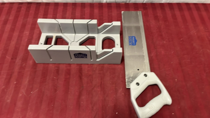 Project Source 14&rdquo; Saw And Miter Box