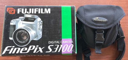 Fujifilm Fine Pix S3100 Digital Camera, Promaster Case