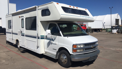 1999 FOURWINDS TK MOTOR HOME - 43K MILES - CLEAN