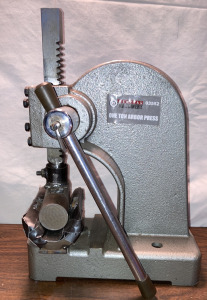 Central Machinery One Ton Arbor Press (03552)