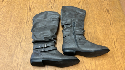 Women&rsquo;s Leather Boots, 10M