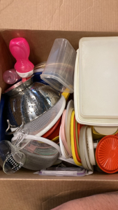 Kitchen, Plastics, Strainers, Bakewear, Cutting Board