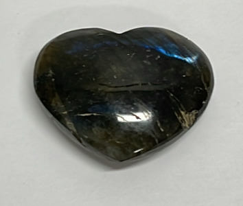 146ct. Natural Flashy Heart Shaped Labrodorite Gemstone