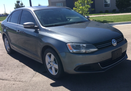 2013 VOLKSWAGEN JETTA - TURBO DIESEL - 110K MILES