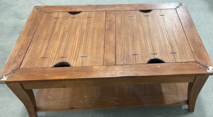 Coffee Table w/Storage