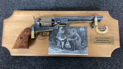 Model 1851 Navy Revolver Replica
