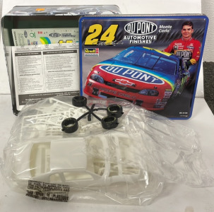 NASCAR Automotive Finishes Model Kit In Collector Tin