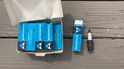 (10) Prestolite Spark Plug