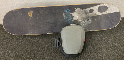 &ldquo;Redo&rdquo; Skateboard With Knee Pads