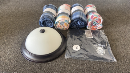 (4) Fleece Throws, Med Shirt, (1) Ceiling Light