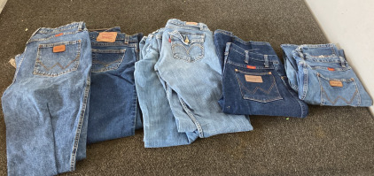 Wrangler And Levi Jeans Size Medium