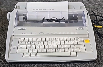 (1) Brother Electrical Type Writer BB10