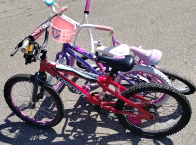 Set Of 3 Children Bikes Including Next Wipeout & Girls Huffy & Hello Kitty Bike