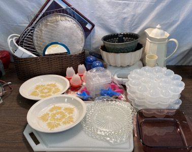 Kitchen Items-Toastmaster Waffle Maker Salt&Pepper Shaker & More