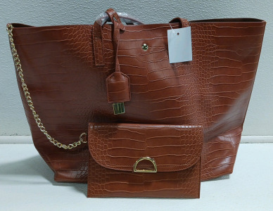 JustFab Brown Purse With Attached Wallet