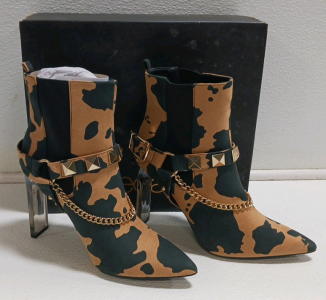 Shoe dazzle Sz 9 Boots in Box