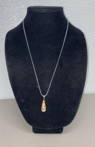 (1) Crazy Lace Agate Gemstone Waterdrop Necklace