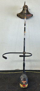 Gas Craftsman 18&rsquo;&rsquo; Bushwacker