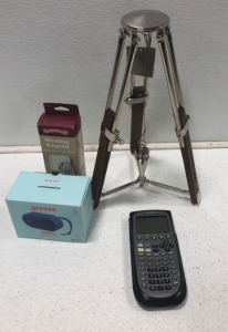 (1) Vintage Blumb Vintage Plumb (1) TI-89 Calculator (1) Bluetooth Speaker & More